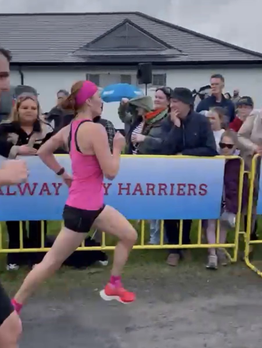 ProfJaneWalsh's tweet photo. Fantastic buzz in #Galway for the #StreetsOfGalway 8k last night. Such a brilliantly organised event by Galway City Harriers, the support on the course was unbelievable! A privilege to participate ๐โโ๏ธโค๏ธโญ๏ธ #running https://t.co/6ktwMxdUIi