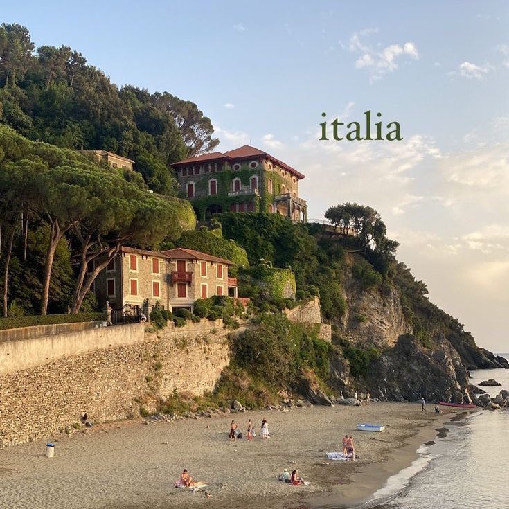 CARTIERANG3L's tweet photo. Italian summer 🍝🍸 https://t.co/Yr9zY8d9Zj