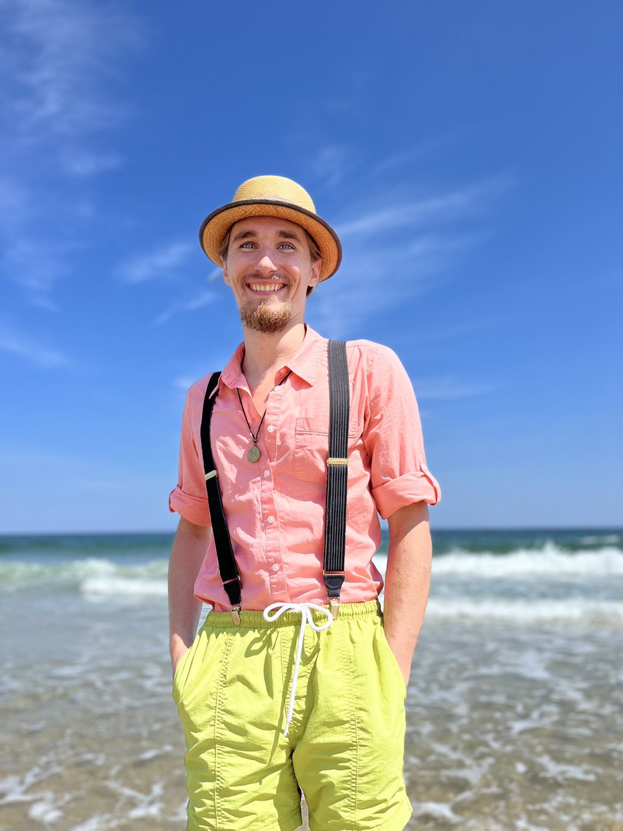 Happy Sunday 🤗 Playing in #saratoga #ny at <a href="/CaffeLena/">Caffè Lena</a> September 2nd and 3rd 😃 

Last vacation photos 😜