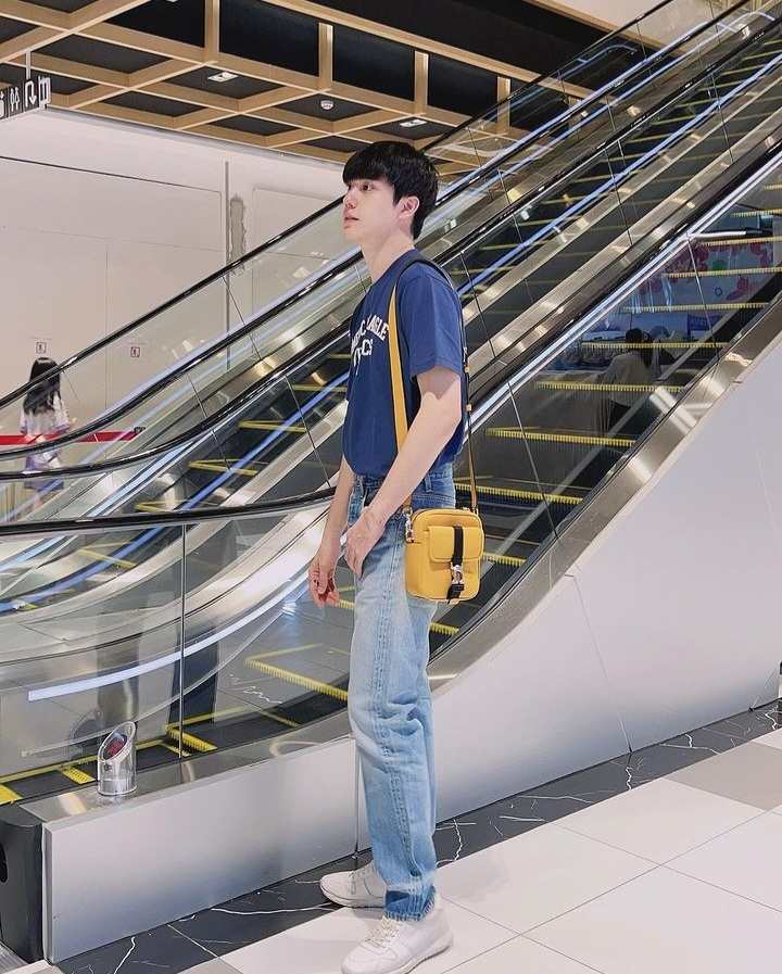 _jubjub_jibjib_'s tweet photo. เราชอบตัวเองตอนเผลอ
แล้วเธอชอบเราตอนไหน
เราชอบเธอทุกตอนตอนไหนก้อใข่
ชอบทั้งหมดไม่แบ่งให้ใครเลย☺️😊
🫶🏻🫶🏻🫶🏻🫶🏻🫶🏻🫶🏻🫶🏻🫶🏻🫶🏻🫶🏻🫶🏻
#aexme
#coachny
#americaneagleth 
#pacificagroup 
#teethanapon https://t.co/glEwYcIywK