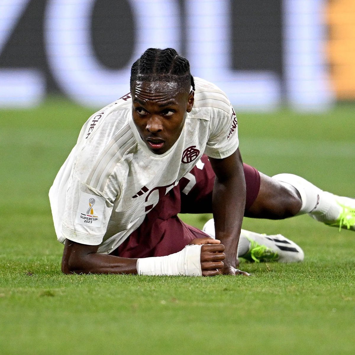 lunaviervier's tweet image. You have our back, we stand behind you! only love for him❤️
#MathysTel