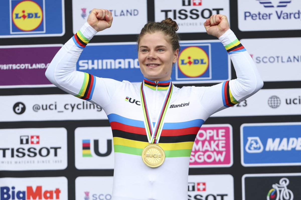 OstbelDirekt's tweet photo. Rad-WM: Belgierin Kopecky siegt im Frauen-Straßenrennen #RadWM #Kopecky https://t.co/xUTx4k2LIW https://t.co/tEFSXSFwjR