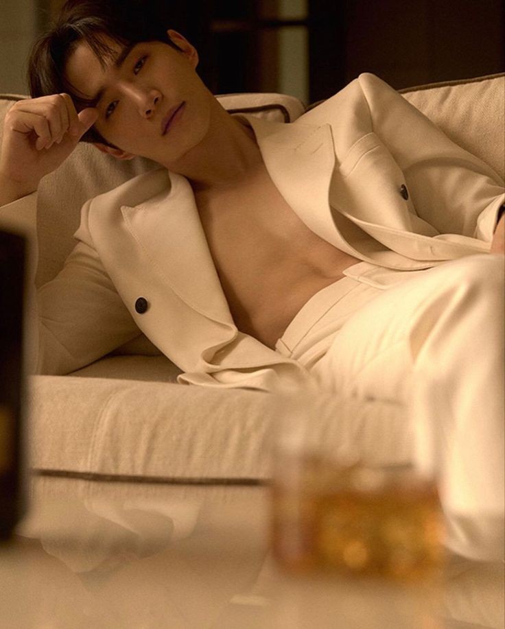 Uwielbiam te chwile odpoczynku na ogrodzie przy zimnym napoju oraz dźwięku natury...Moja oaza 🏝️