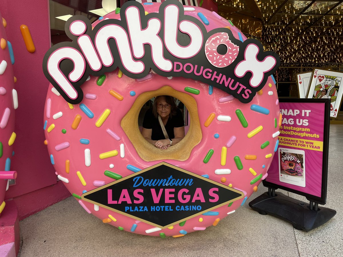 vegasreviewsvg's tweet photo. We had an adventure yesterday @PlazaLasVegas @JonathanJossel @plazapod #dtlv - spent some money, played some slots and just had a awesome day #vegas #vegas2023 https://t.co/QpDKUOUaqK