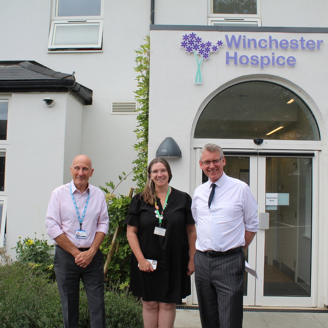 This week we had the privilege of a visit from @NHSProviders to Winchester hospital! The visiting party were shown some of the wonderful improvement projects going on around the hospital, and chatted through the planning steps, progress, and future benefits.