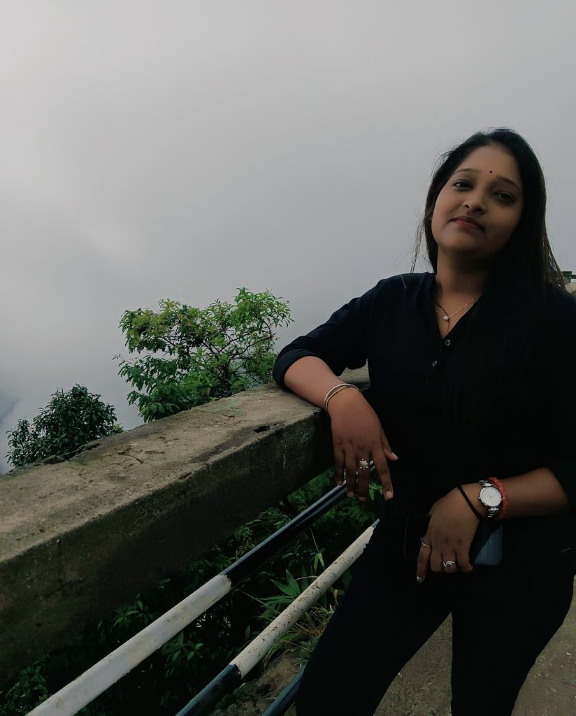 _Banditadas_'s tweet photo. বহুদিনৰ পৰা আশা এটা আছিলে শ্বিলং যোৱাৰ... 

অৱশেষত 😊
#shillongtocherapunji https://t.co/YbinHo40sW
