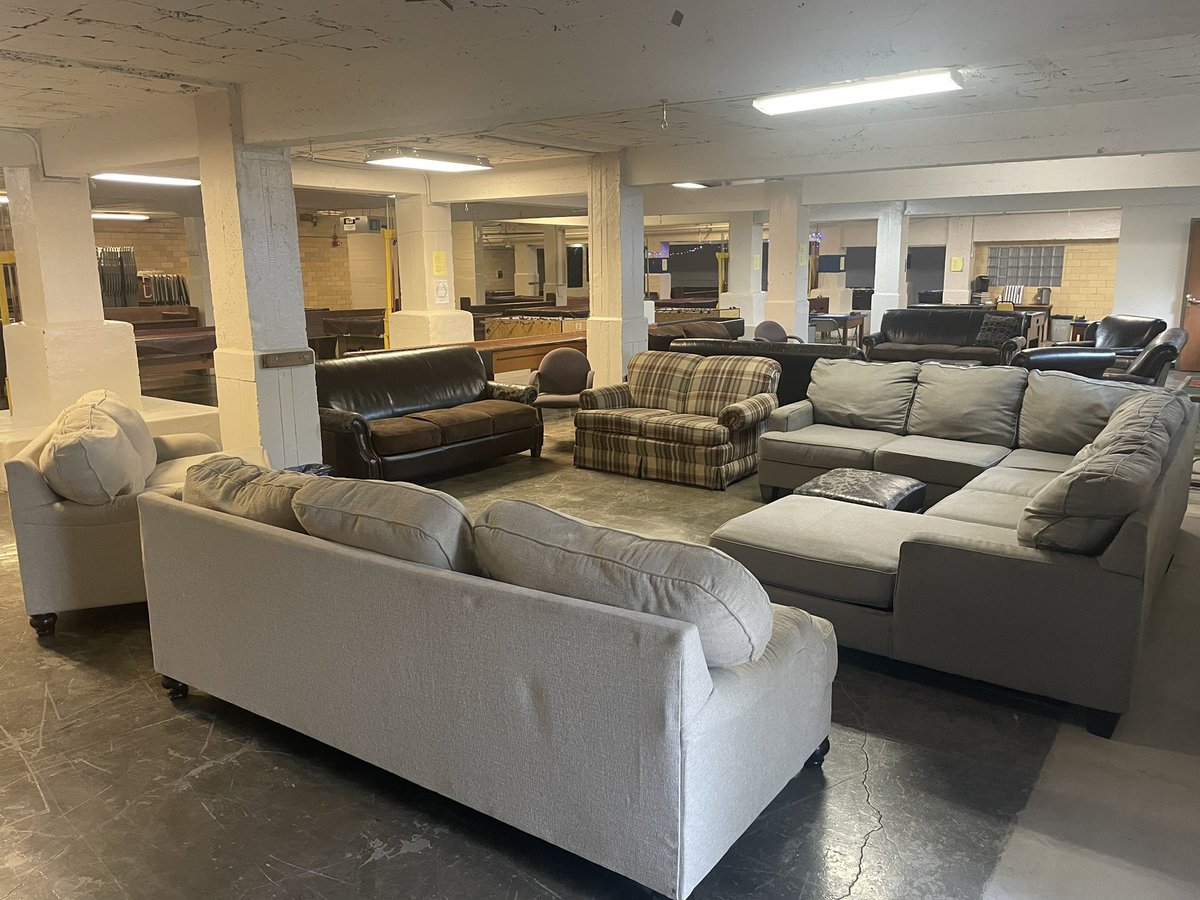 SLUHStudentLife's tweet image. The Rec Room, thanks to some hard work from Mr. Zarrick, is ready to go! Coffee, couches, pool, shuffleboard, and the return of wall ball. See you all tomorrow for opening day!