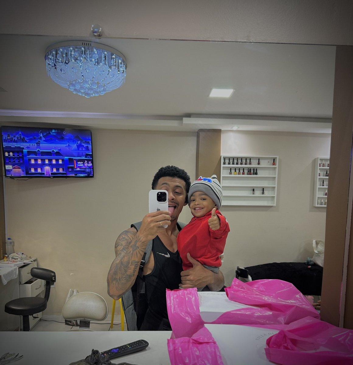 eu_brenoo's tweet photo. Eu sou o pai mais feliz deste mundo. Eu te amooooooo, meu meninooooooo ❤️❤️❤️❤️❤️ https://t.co/rTYZUgld8k