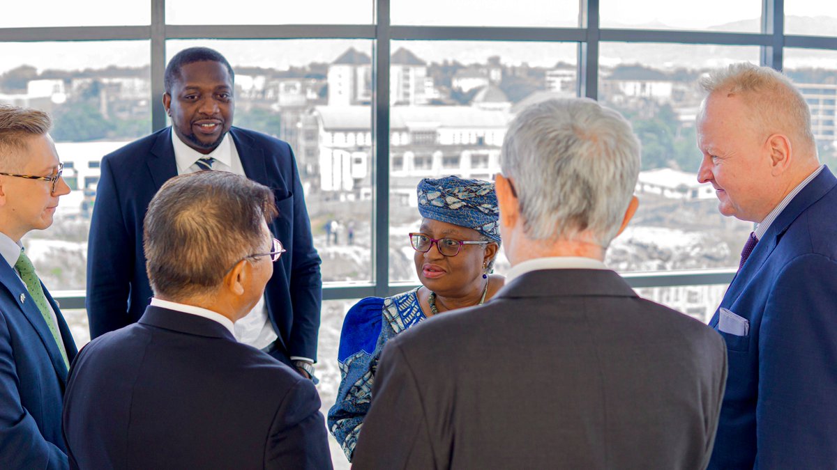 Very honoured to attend the breakfast meeting organised by the Centre for the Study of the Economies of Africa and meet my big idol, Dr. Okonjo-Iweala, DG of WTO. Good discussions about the state of play of Nigeria’s and region's economy and trade. 

#Nigeria #trade #economy #WTO