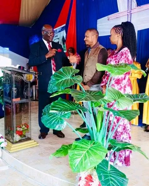 AzimioQueen's tweet photo. Today Hon. @HEBabuOwino and his beautiful wife joined congregants at Redeemed Gospel Church Utawala Embakasi East Republic. https://t.co/1lkAOqlg5M
