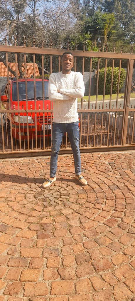 ChrisBokile's tweet photo. Indoda ines bindi
Evula i fridge ingasebenzi https://t.co/kPbHfetMQM