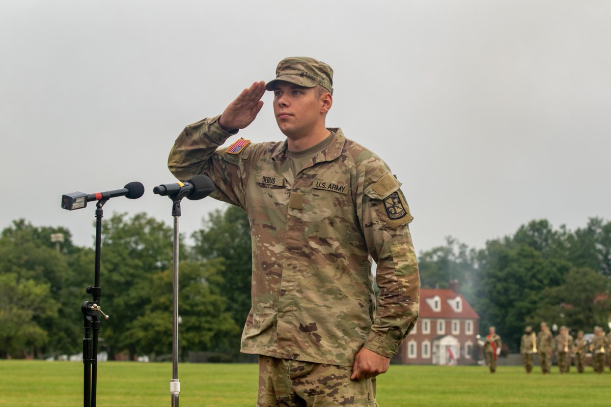 ArmyROTC's tweet image. 🔈 Everyone, say congratulations to 9th Regiment, #AdvancedCamp Cadets on graduating #CST2023 today! 🎉 

📸 by Abigail Chipps, West Chester University

For more photos, check out our Flickr: flic.kr/s/aHBqjALYXW

@TRADOC  | @CG_ArmyROTC  | @AmandaAzubuike