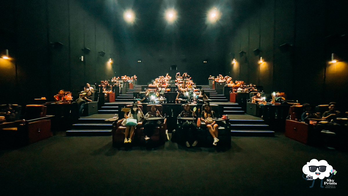 skyprintsph's tweet photo. Part 6: GROUP photos! 
Enjooooy!!! 😍
Pasensiya na sa ibang photos natin blurred talaga siya dahil madilim sa loob di na kinaya ng camera at Iphone ni Amber!  😄😆

Dowload photos here! 👇
https://t.co/rdQpJLxBVJ https://t.co/gqmaDmB0Ms