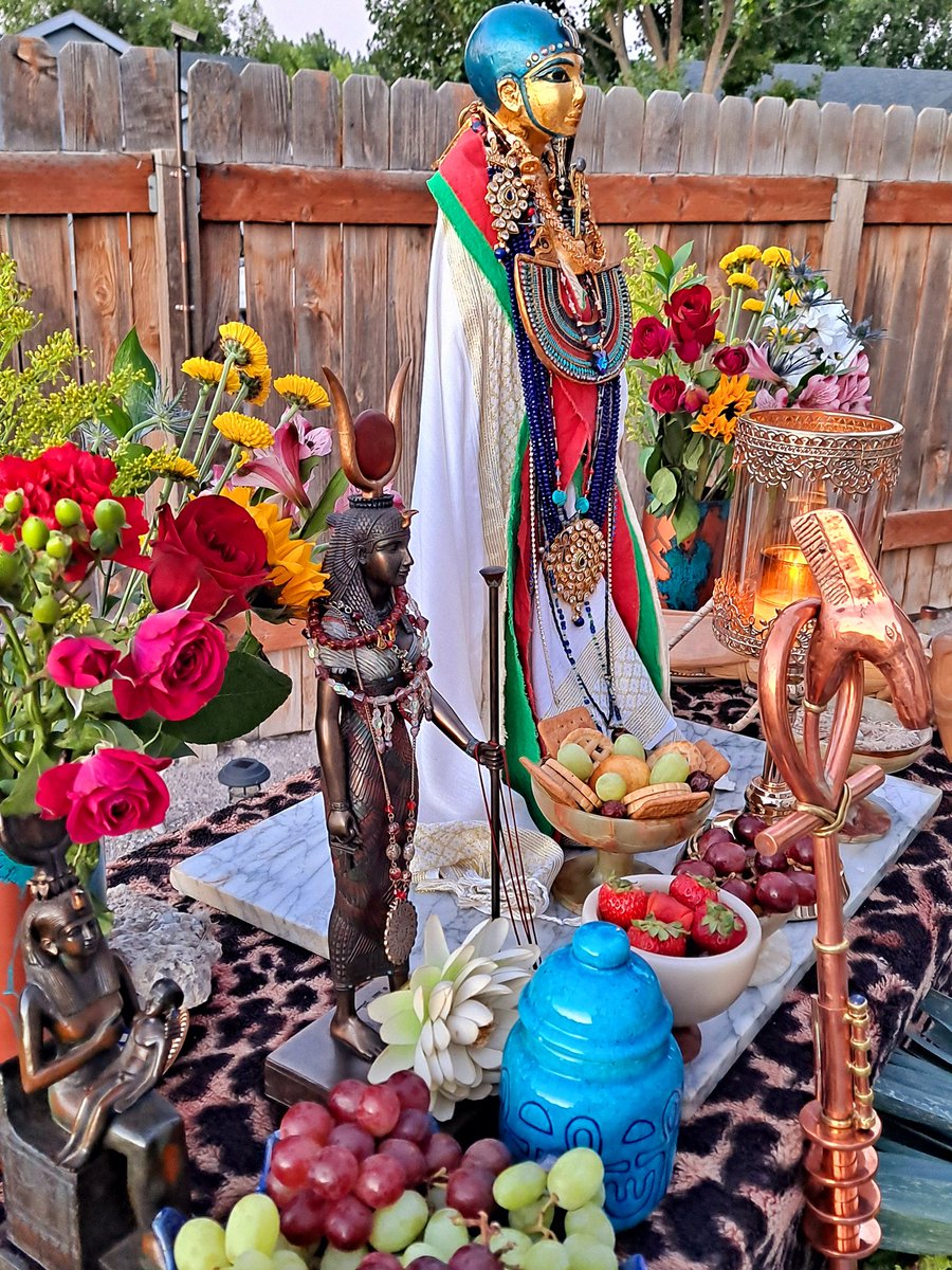 Ptahmassu's tweet image. Sacred service isn't really about things, but actions, what we actually do for the Gods, how we live our life in each moment to embody the highest ideals we believe. These must become the root of how we interact with the world, otherwise our beautiful offerings amount to nothing.