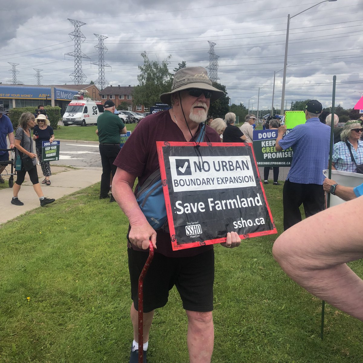 Pickering right now! #handsoffthegrenbelt