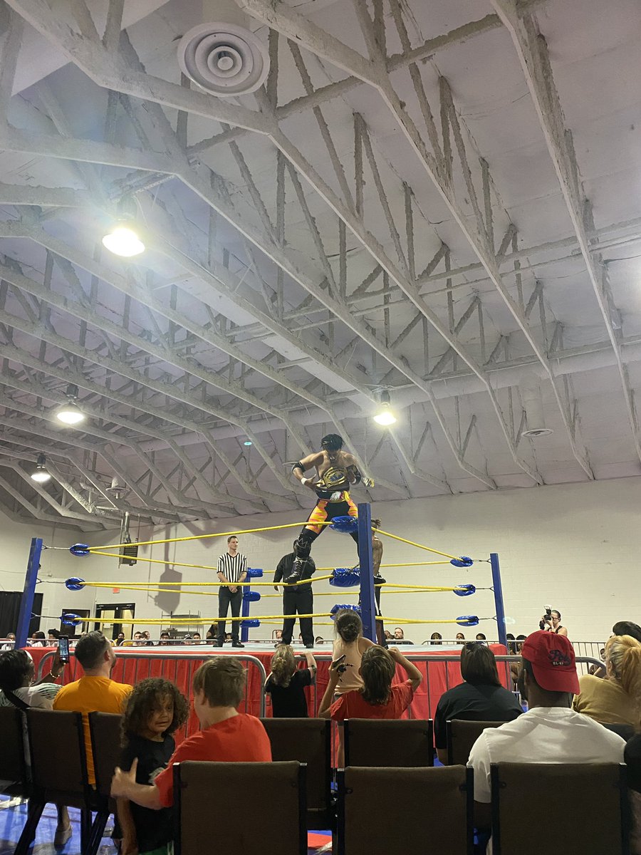 eeloneal's tweet image. Shock shooter