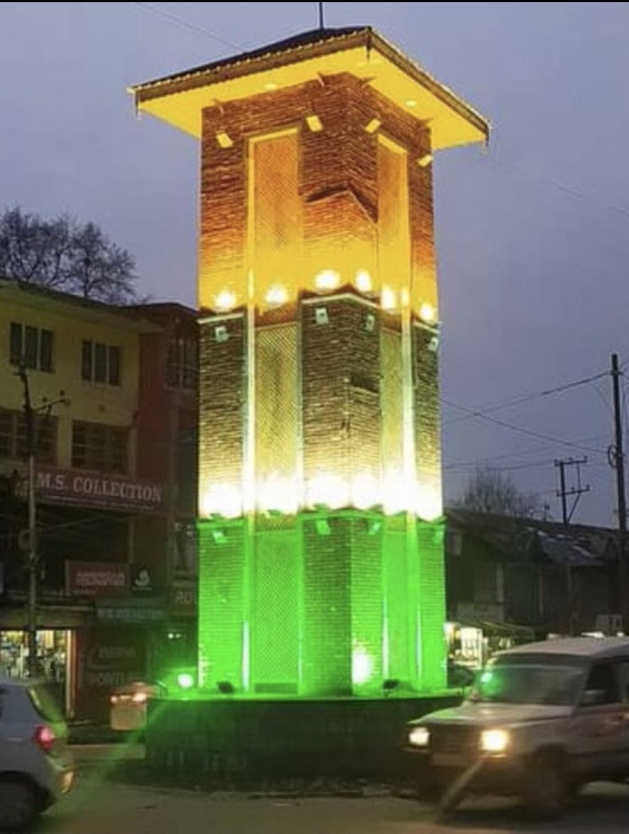 hilalshah786's tweet photo. Illumination  of Khanbal bridge, Ganta Ghar Lal Chowk &amp; Town Hall Anantnag in view of 15th of August 2023. https://t.co/hUUU4TW1VY