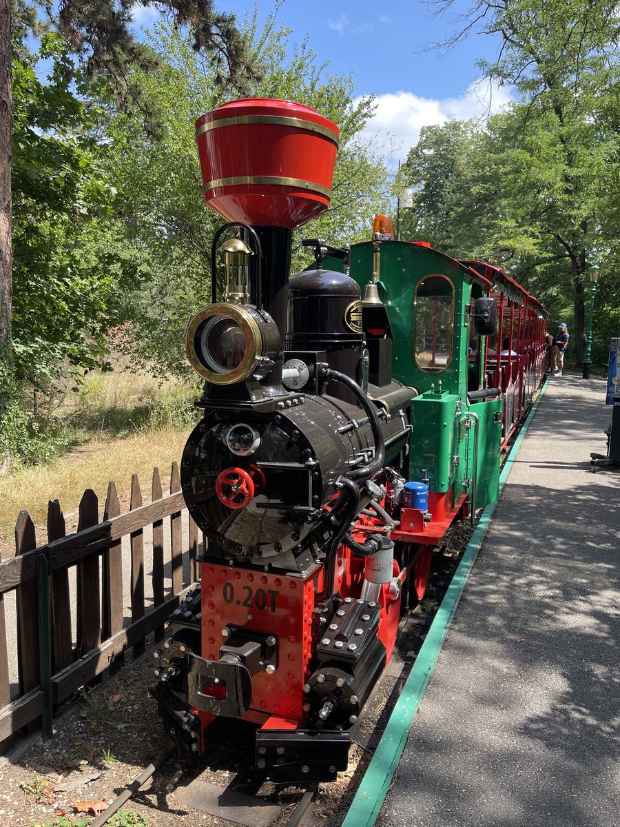 driverbod125's tweet photo. First proper destination on #HeatwaveHoliday, almost a month ago now 😳 was Lyon.

There are quite a few transport-related attractions here (and lots of others, obviously!) https://t.co/HnTY3jQE02