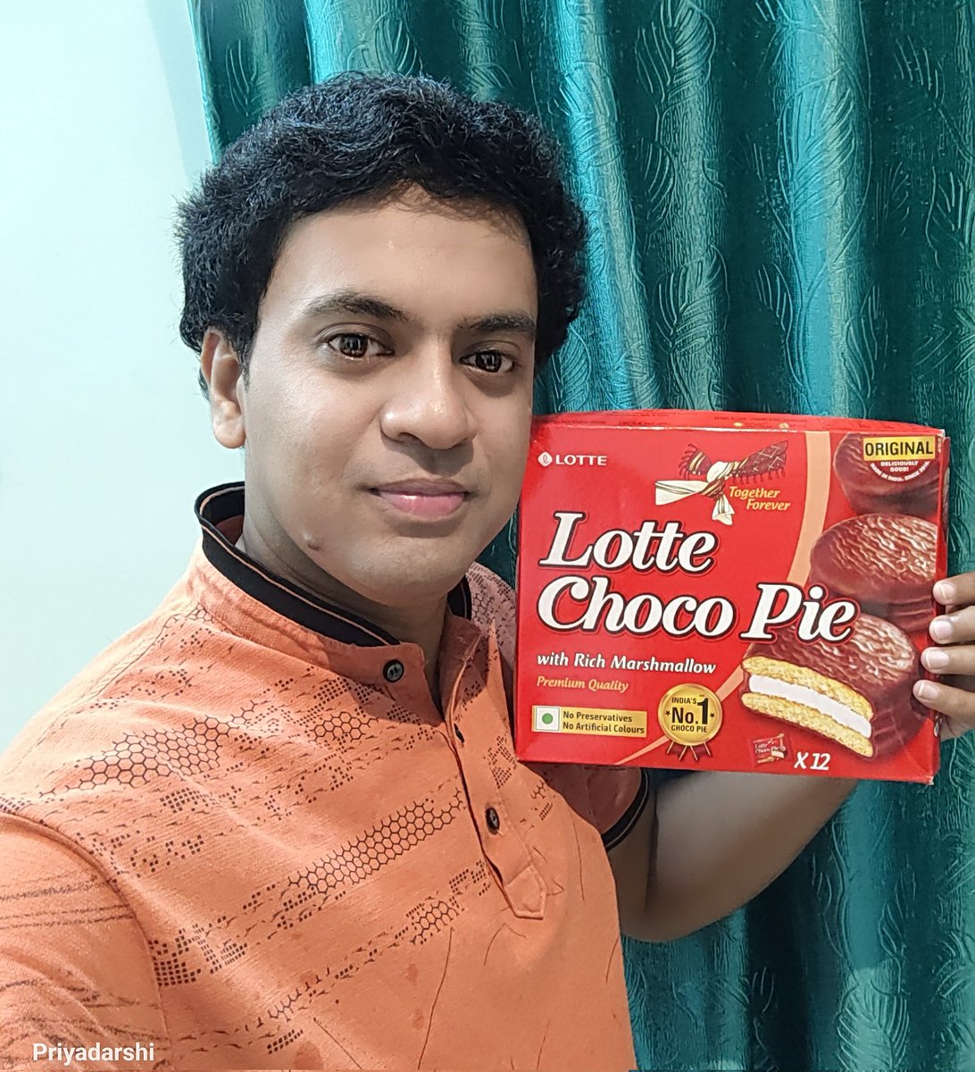 @lotte_india @lottechocopie 👉  I would like to gift #LotteChocoPie 😋  to My Dear Friend @dadofbonhisha who is so helpful ❤   #Lottelndia #hallofgames 

👉 Join @Champ_Sappy @i_paritosh @Param_Sidhu77 @mysterioussu @JasoosShow @ShriyaFalguni @AshaLama85 @sachin_tater @Rahuldada024 @cool_bindra