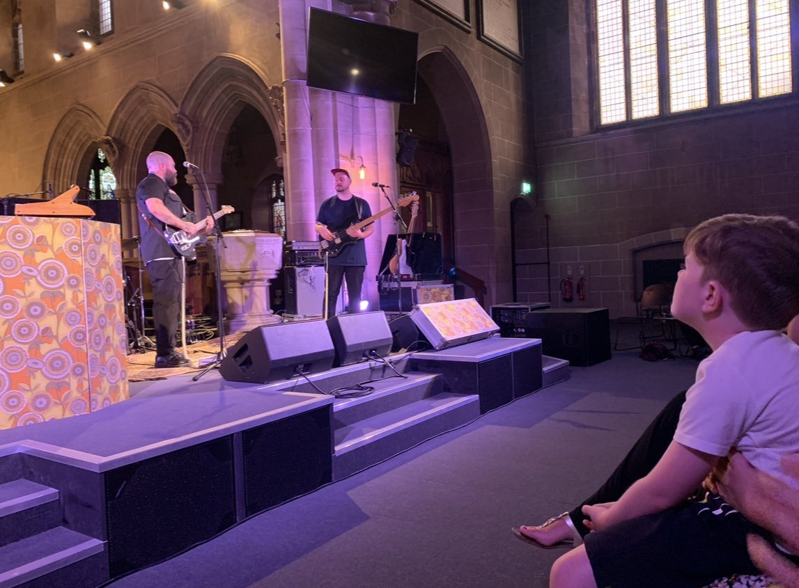 ThomasDMcManus's tweet image. .@CleanCutKid one of your youngest super fans has released his first charity single. Take a look 👍🏻