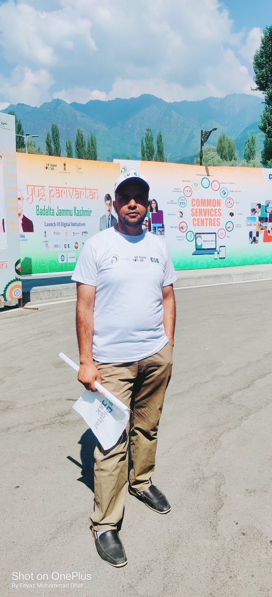 bhatfayazmohd's tweet photo. @sanjaykrakesh thanks for your valuable time Sir https://t.co/qIMGMnlcfw