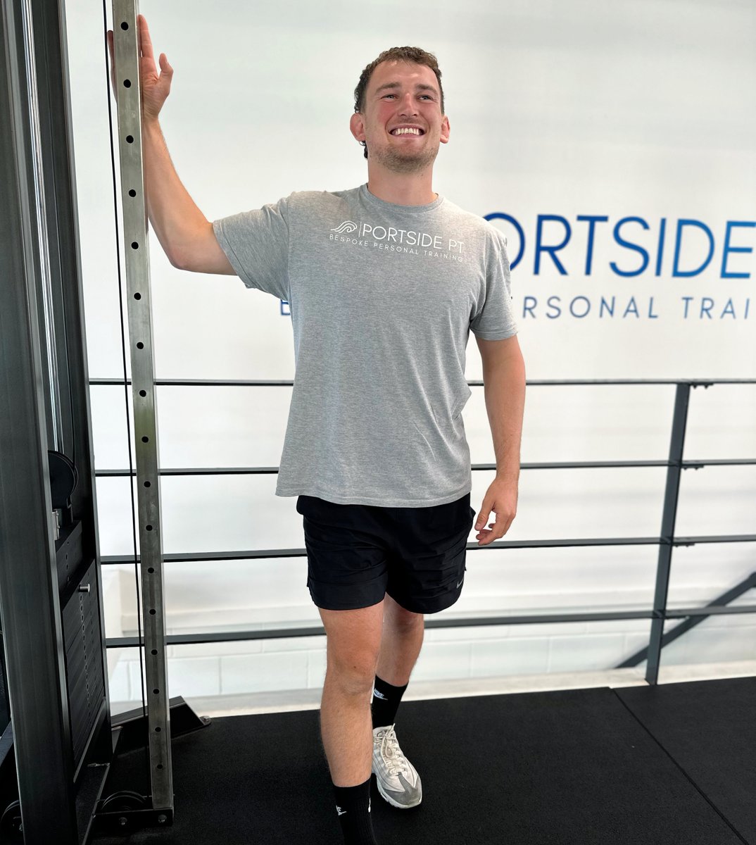 PortsidePerson1's tweet photo. Need help with fixing your posture?

Hit the link below to find out our best exercises and stretches to help you reduce your upper back hunch and lower back pain!

https://t.co/W1cnRtYwWZ

#posture #fixyourposture #brighton #hove #brightonandhove #workout #gymworkout #pt https://t.co/dhh8VywQah