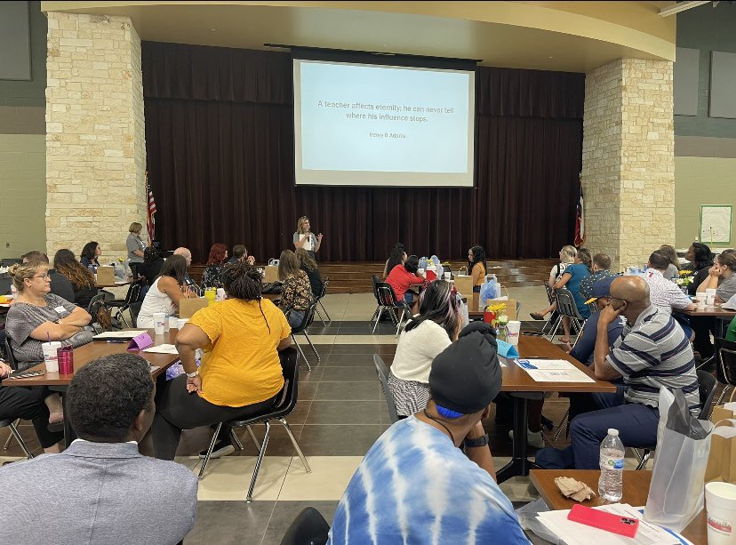 Christy Rangel tweet media