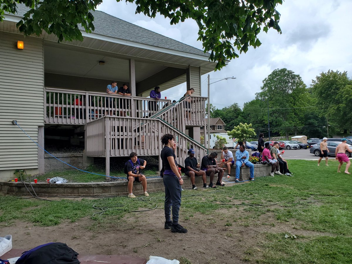 First church! 

Now LAKE!!!!

#CrownClimb