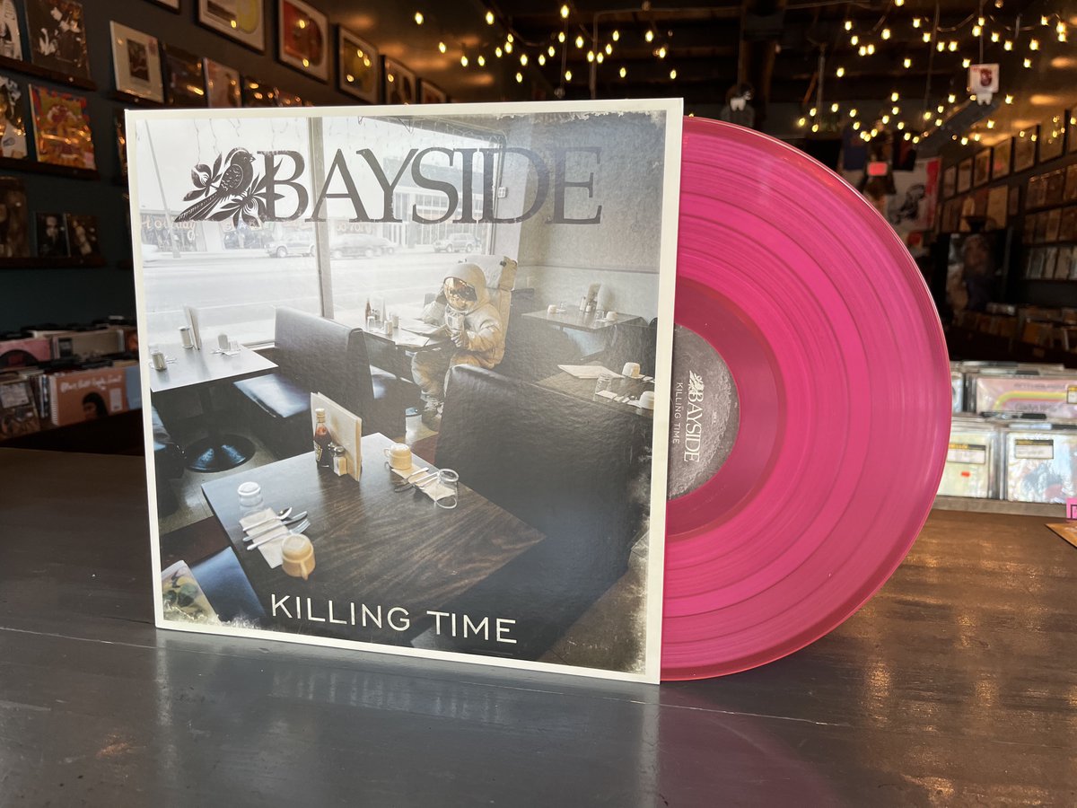 on the wall
#bayside #killingtime