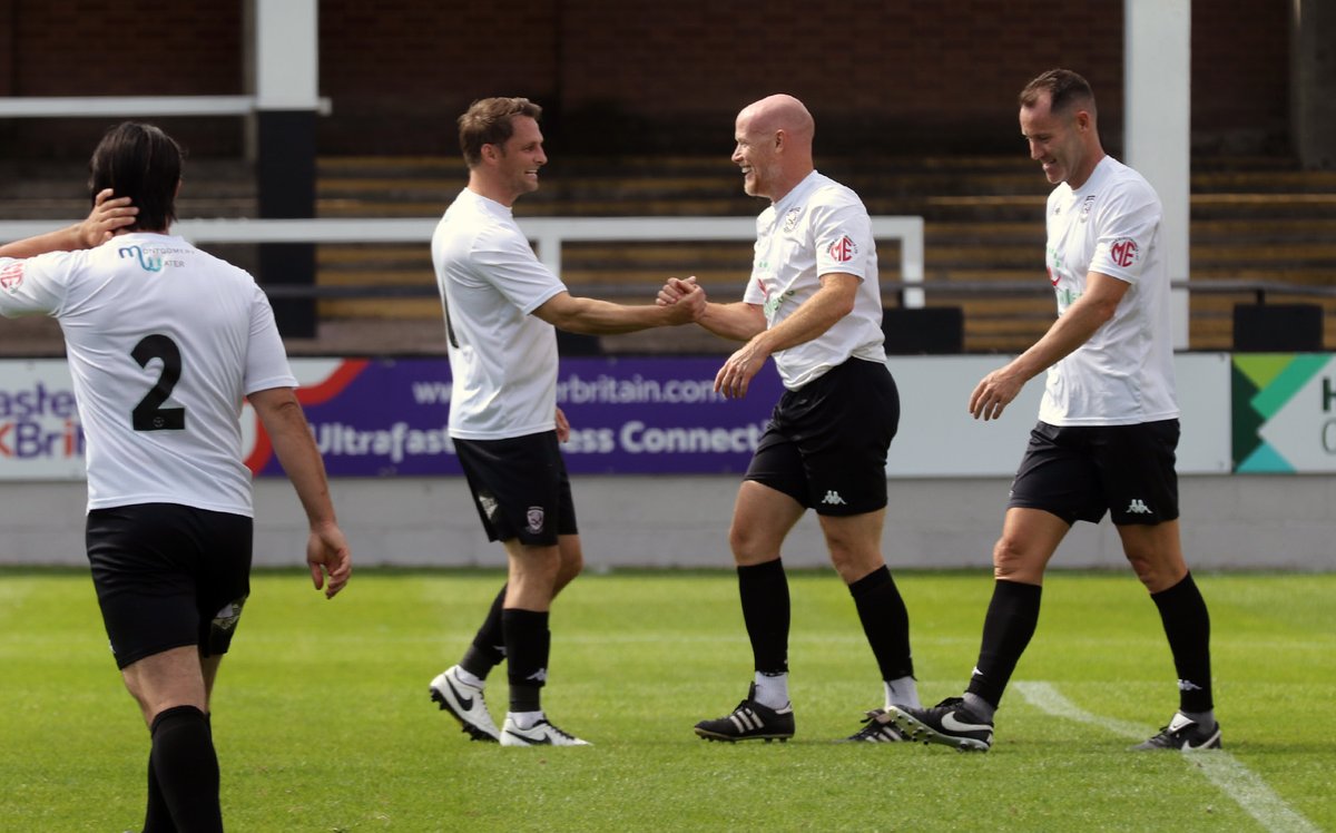 nibbo1's tweet image. Simon Travis is probably going to phone in sick for 3 weeks after his spectacular effort on goal today