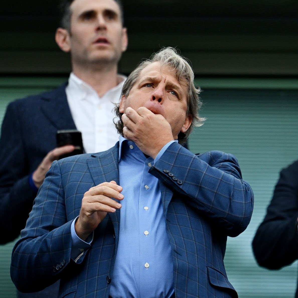 Chelsea fans let’s follow each other. Drop the blue heart 💙 under this tweet. Please follow me too.

Retweet.