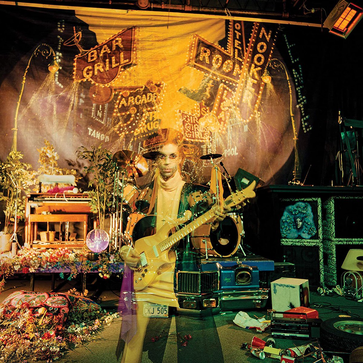 #PrinceHitstory: On this day in 2020 the #Prince Estate released "Witness 4 The Prosecution (Version 2)" to promote the forthcoming @Prince boxset "Sign O’ The Times Super Deluxe Edition"