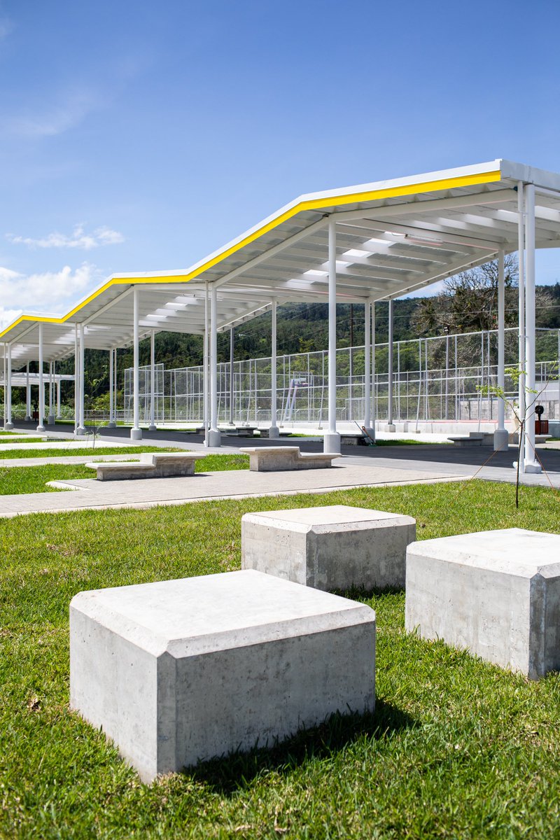 LDB_Arq's tweet photo. Parque Jorge Debravo, Turrialba, Costa Rica.
Fotografías: @d_ambro 
•
#ldbarquitectura 
#parqueurbano 
#espaciopublico 
#turrialba 
#mivah https://t.co/TxONg1Ywwt