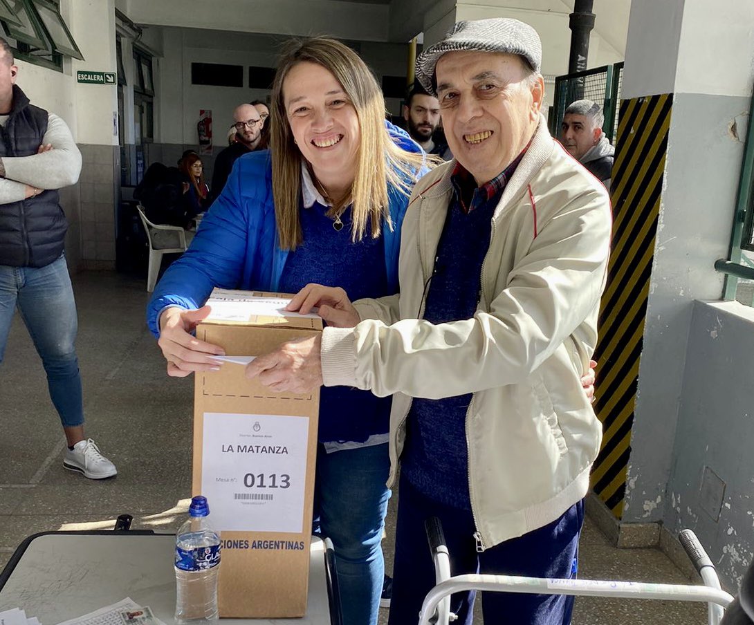 MLRamirezOK's tweet photo. 🗳️ En esta jornada democrática, voté en la Escuela Técnica N° 3 de San Justo, donde tuve el enorme placer de votar en la misma mesa que mi papá, mi guía en la defensa de los principios democráticos. https://t.co/KavvBHK3Y0