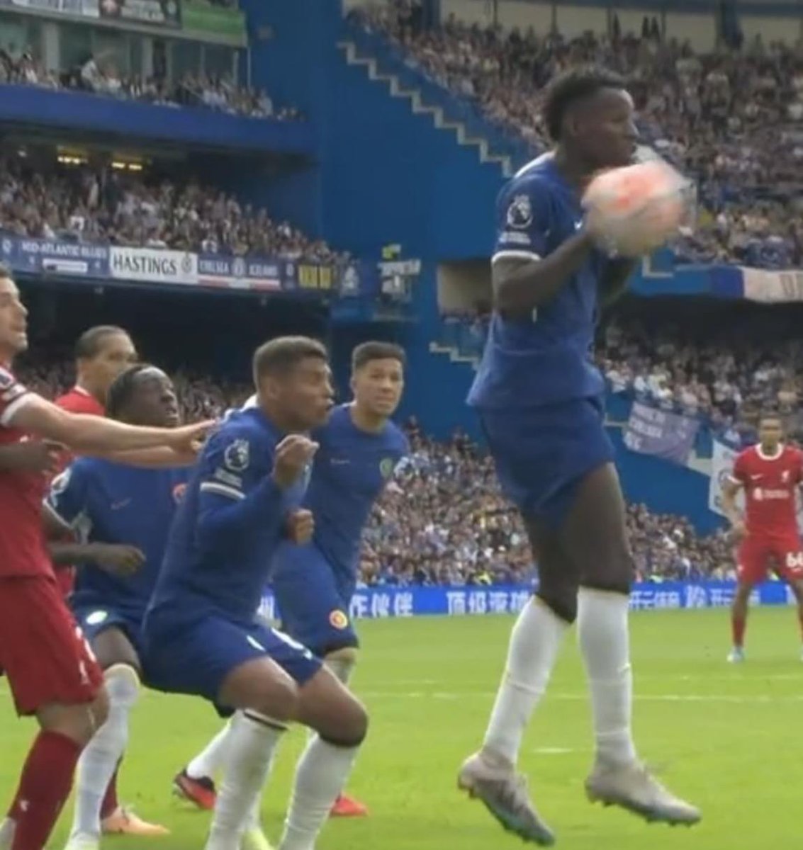 VAR was a let down again today.

Watching this back and this is a penalty based on what I’ve seen since VAR was introduced.

This is handball.  

This is not a natural position.

This is why I stopped watching <a href="/premierleague/">Premier League</a> 👎🏻

#Robbed #VAR #VARisStillShite #CHELIV #LFC #YNWA