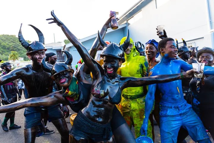 ilah_nois's tweet photo. Grenada is at the top of my bucket list to attend carnival. They tell a story about the mockery of the evils West Indians faced during the days of colonization. It’s an uncommercial parade. It’s JabJab. 😈😈 https://t.co/GCT5Z8PKvj