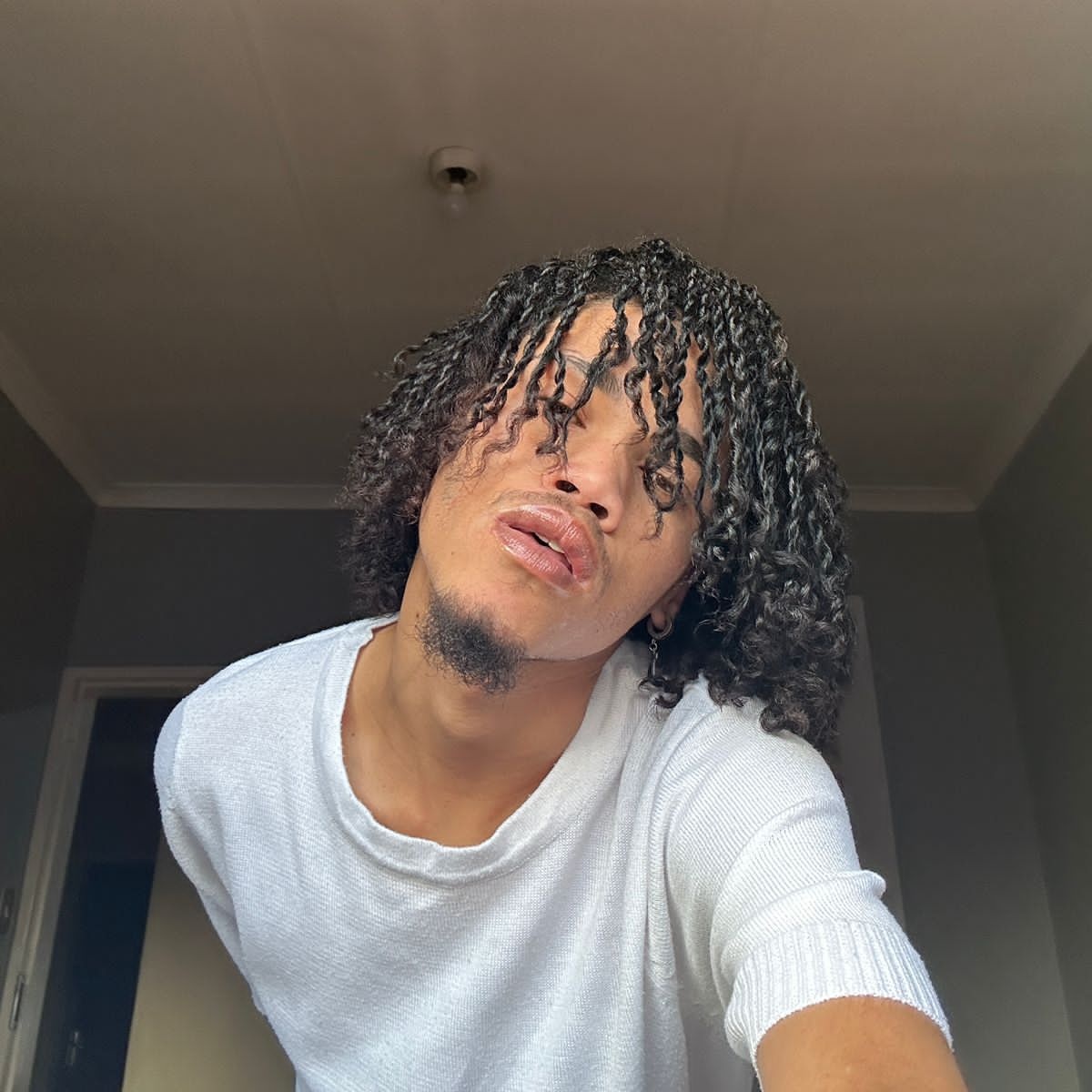 keanon_j's tweet photo. #NewProfilePic https://t.co/OWpRBbu9SA