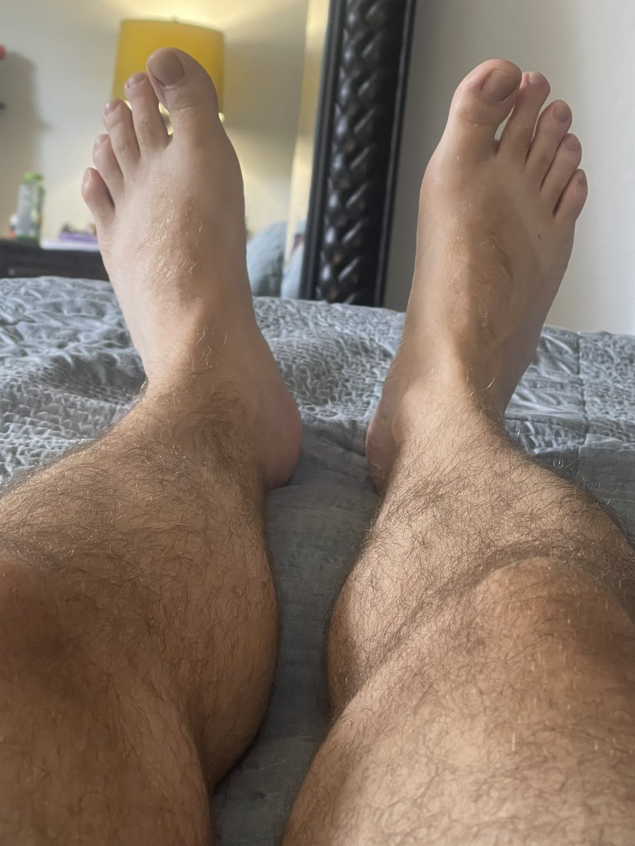 paddyofeet's tweet photo. Sunday funday, who wants to show my feet some love? #malefeet #malefeetcommunity #malefeetlovers #malefeetmodel #malefootlover #malefootmodel #malefootworship #piesmasculinos #dudestoes #gayfeet https://t.co/muQ9ua0zaP