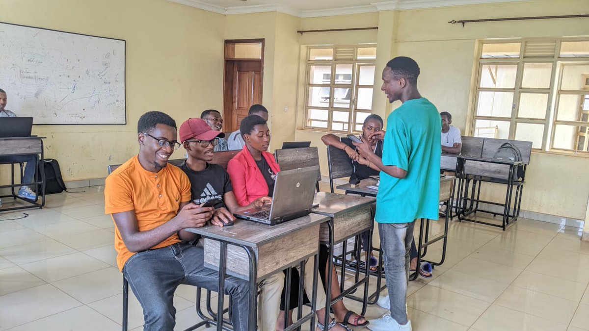 p_protogene's tweet photo. I very happy to create this organization @savoirplus which was based in Rwanda polytechnic in information technology (IT) department. Which is included with students studied in that department.
#rp #solvitafrica #ictchamber
#DigitalTransformationrwanda
@MusoniPaula https://t.co/0V8WKgnvaP