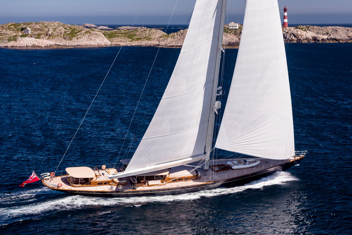 RondalYachting's tweet photo. After the summer holidays, we are excited to welcome some beautiful refits to Huisfit Amsterdam. The primary focus of our tasks will involve servicing and renovating hatches, captive winches, spars and rigging.
.
Check out our latest Rondal Review at https://t.co/QEj8WlMUGl https://t.co/p34kujeCy8