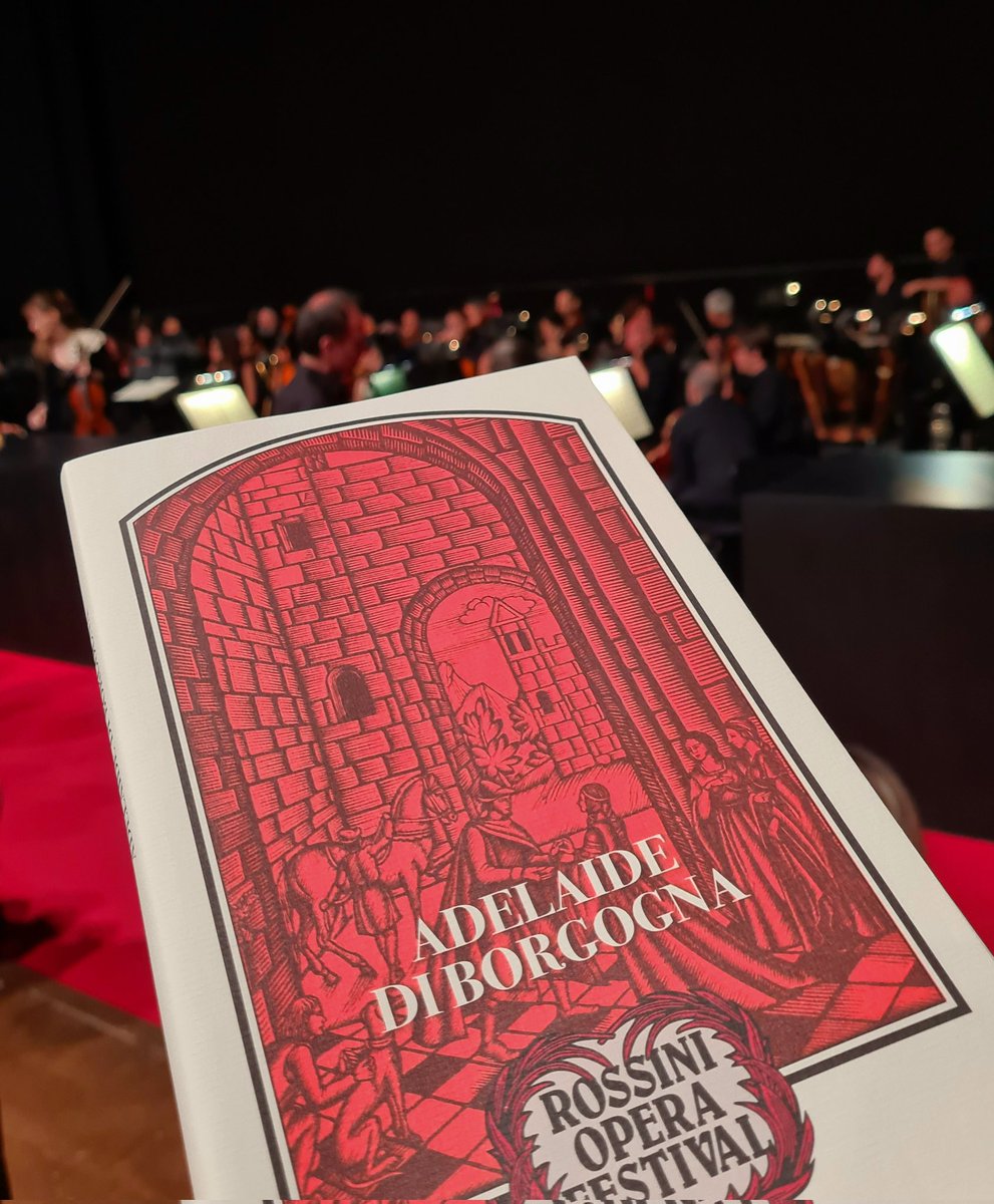 Opernjunkie's tweet photo. „Schiudi le porte al tempio“
Endlich wieder #Rossini in #Pesaro, mit der #Premiere von #AdelaideDiBorgogna, 1817 im Teatro Argentina in Rom uraufgeführt, heute die #Premiere einer absoluten #Rarität! #Raritätenjäger #ROF #ROFadelaide #RossiniOperaFestival https://t.co/KDjAUzWwMT