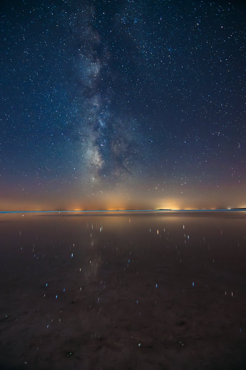 Dün akşam meteor yağmuru fotoğraflamak için gittiğimiz Tuz gölünde Samanyolu 🌌 tek kare 😍