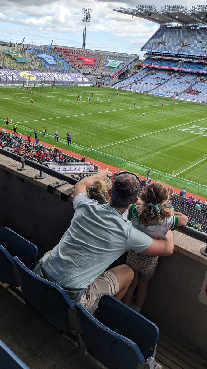 aislinncon's tweet photo. Super day out in Croker today. My biggest takeaway was how well TG4 @TG4TV are marketing their sponsorship 🙌...couldn't unsee them. https://t.co/KuTnBXV8nl