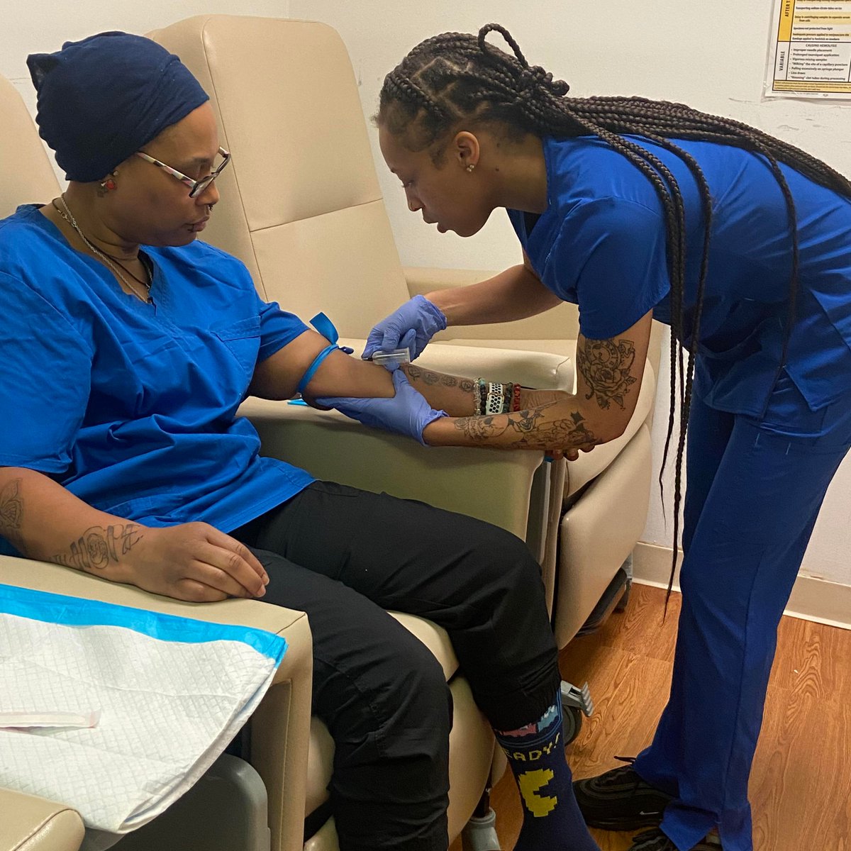 alliedrxtech's tweet photo. Ready to #MakeADifference? Dive into the world of phlebotomy at our hands-on sessions! Master techniques, enhance patient comfort and step up your healthcare journey. #Phlebotomy #HandsOnLearning 💉👨‍⚕️ https://t.co/N0jGPObYAI