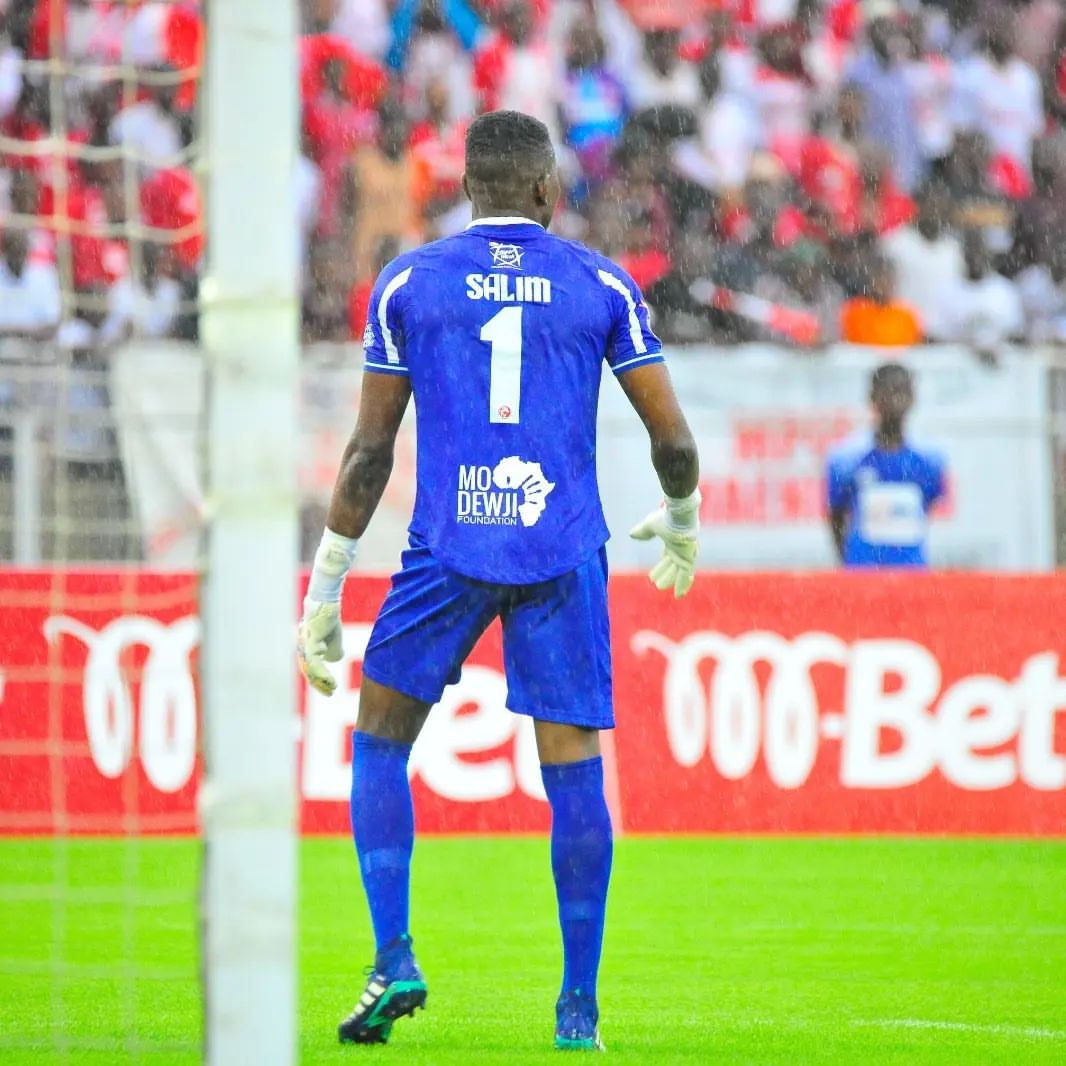 Sirajitz1's tweet photo. Ali salumu ma of the match dogo anajua na anajua tena anastahili hii

Retweet bila sababu dogo kaupiga mwingi 🔥 https://t.co/5WMY1V0ARF