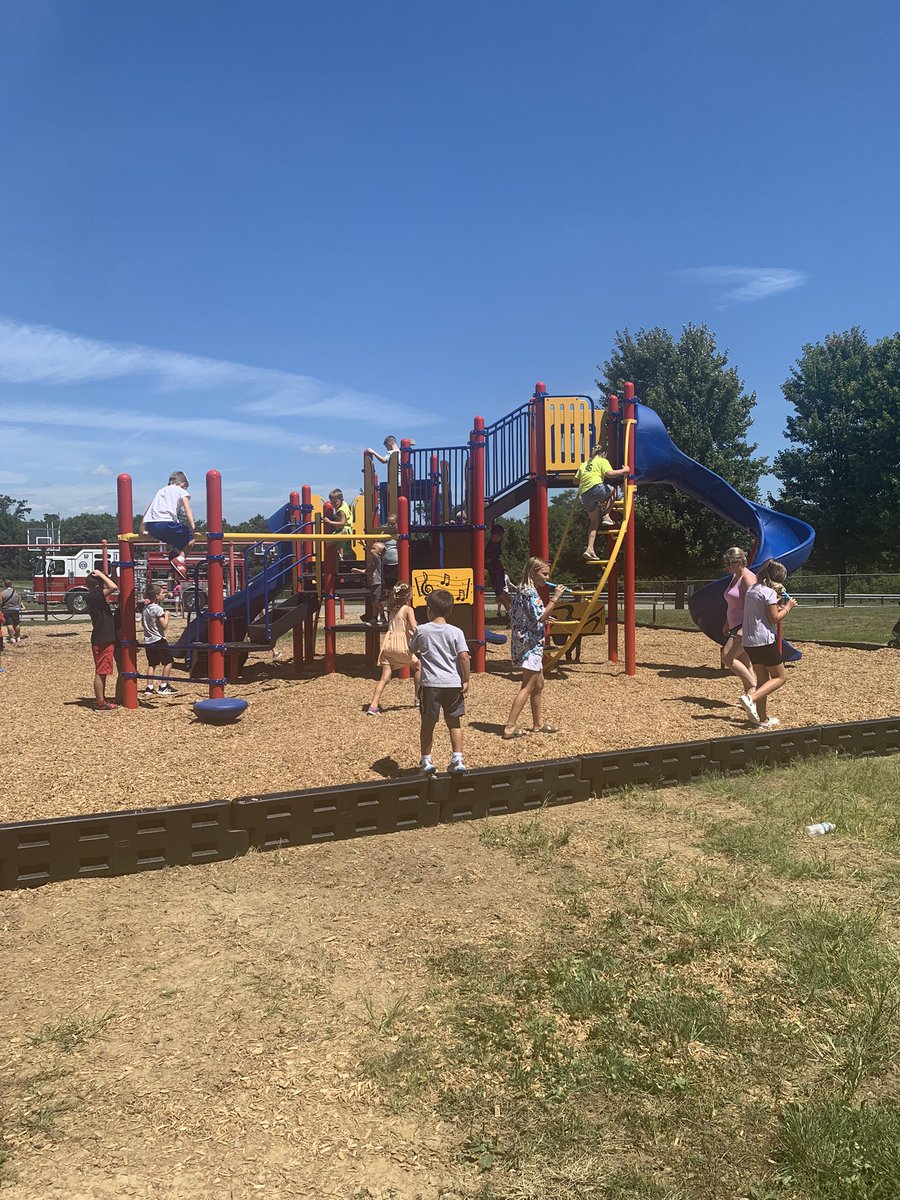 allison_fangman's tweet photo. SVA Party at the Playground  lwas a hit! Popsicles, face paint and fire trucks. Doesn’t get better than that! 
Kids are excited and ready to get back to school on Wednesday! #finalcountdown #back_to_school @SummitViewAcad  @TheKCSD https://t.co/OxOSeVNHaG