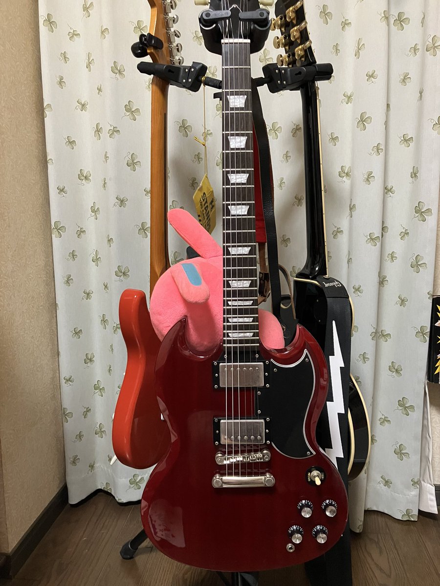 ZeppelinHard's tweet photo. 所有ギター
エピフォン
レスポールカスタム、SGPRO
スクワイア
ストラトキャスターclassicvibe50 https://t.co/NUzhlxWV96
