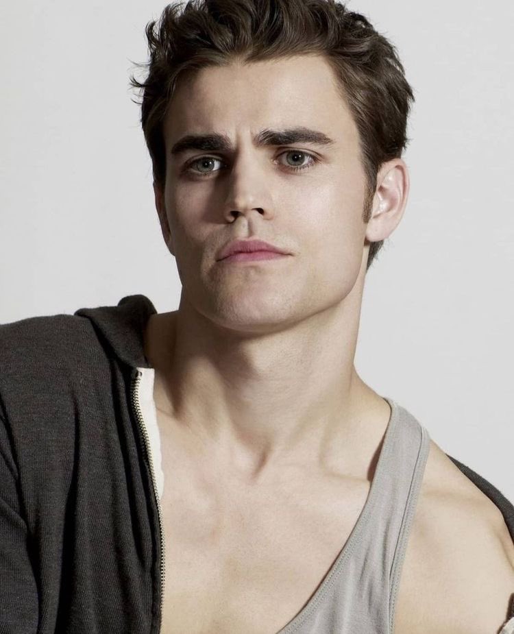 I have a weakness for you. 💞💘🤍
<a href="/TemerariousSouI/">Soul Salvatore - {RP/Parody}</a>