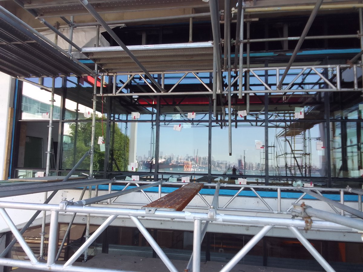Just put the finishing touch on a stunning wall of glass at Lonsdale Quay's Cactus Club in North Vancouver!

There's nothing like stepping back to admire the sheer beauty and clarity of a job well done.

#SapphireGlass #NorthVancouver #CactusClub #LonsdaleQuay #Glazing #Glaziers