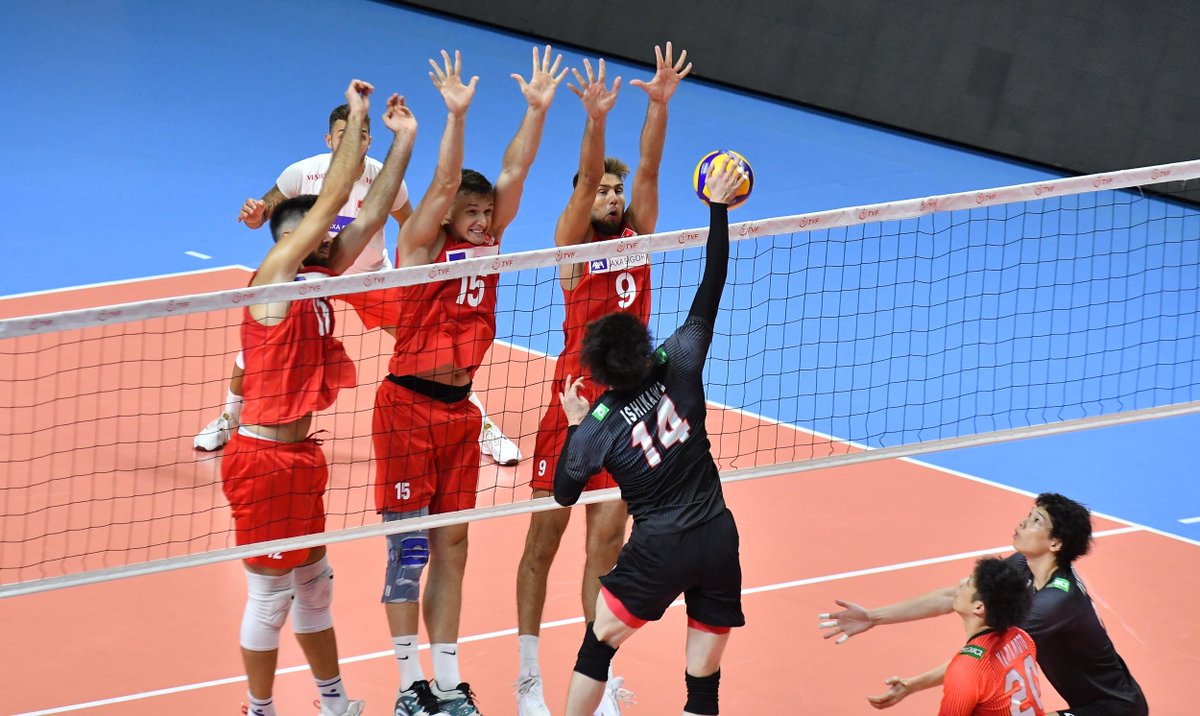 Temmzvolley's tweet photo. 🇹🇷Türkiye  3⃣-1  Japonya🇯🇵

15-25, 25-21, 25-18, 25-18

#FriendlyGames https://t.co/G2xQ4CYTtr